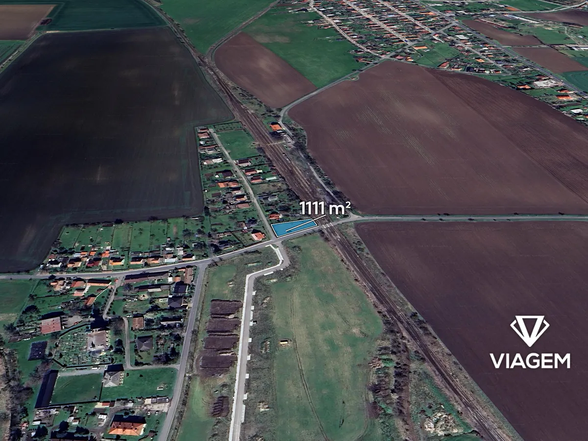 Prodej stavebního pozemku 1111 m²
